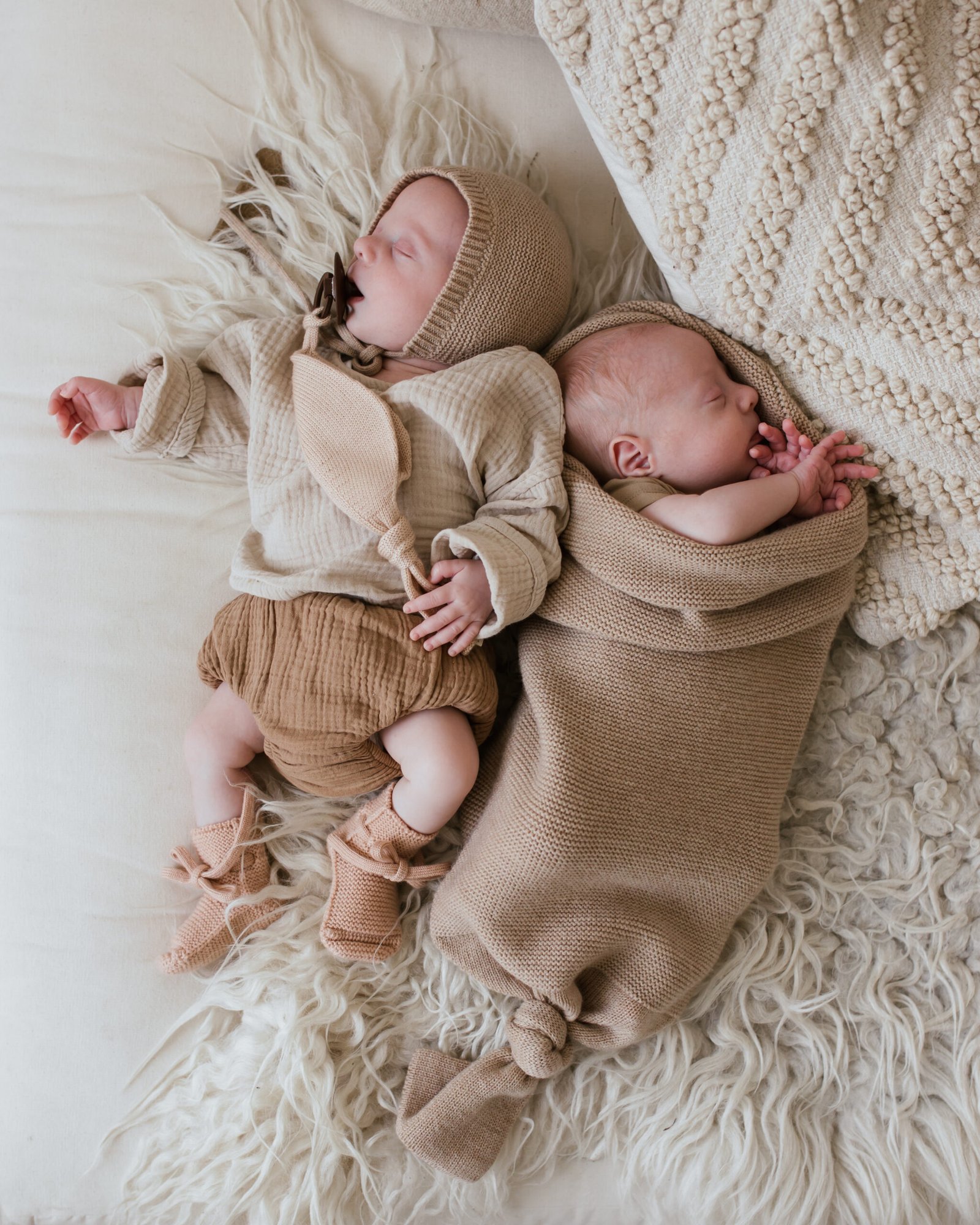 gallery image Hvid Cocoon | Sand