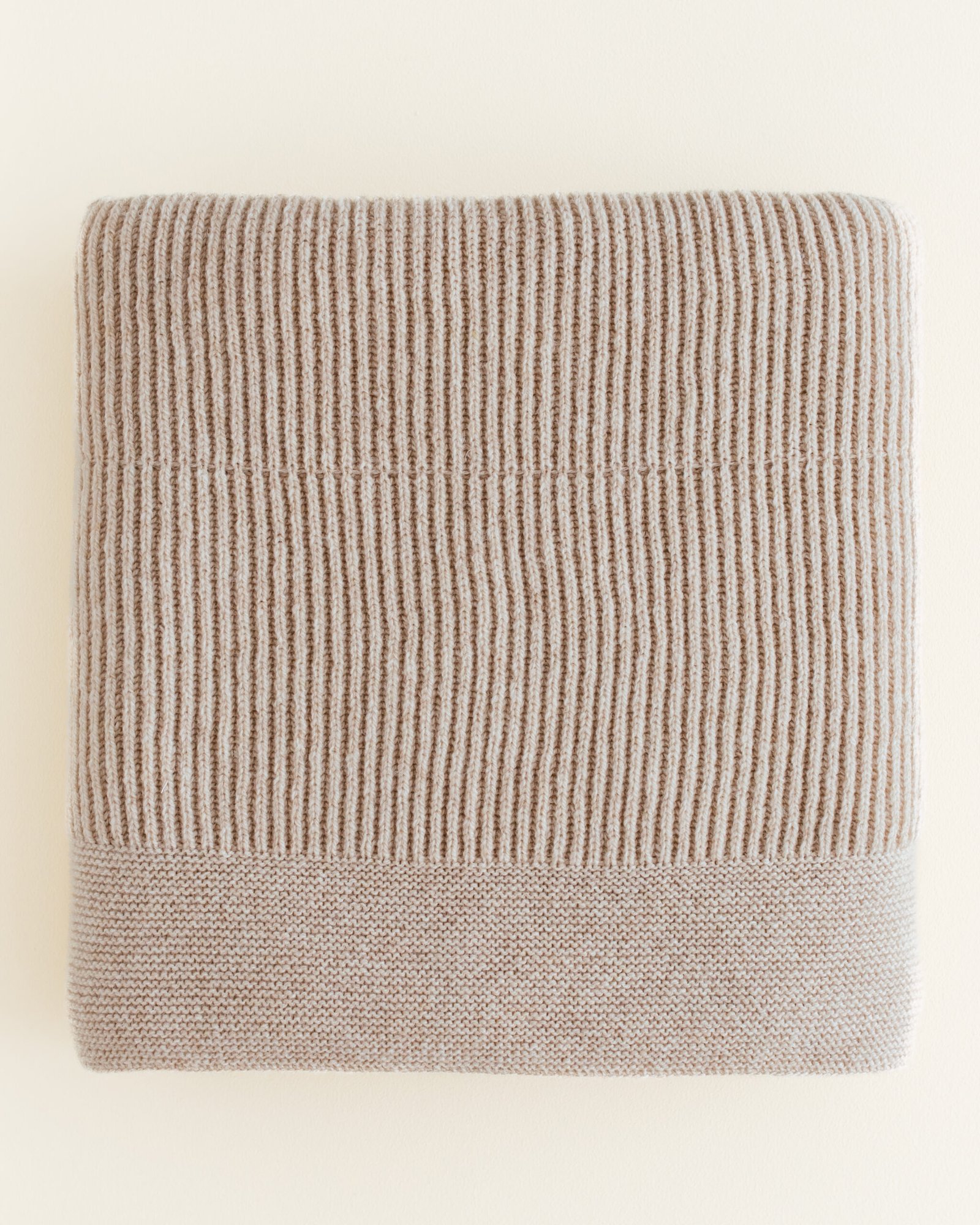 gallery image Hvid Blanket Gaston Beige