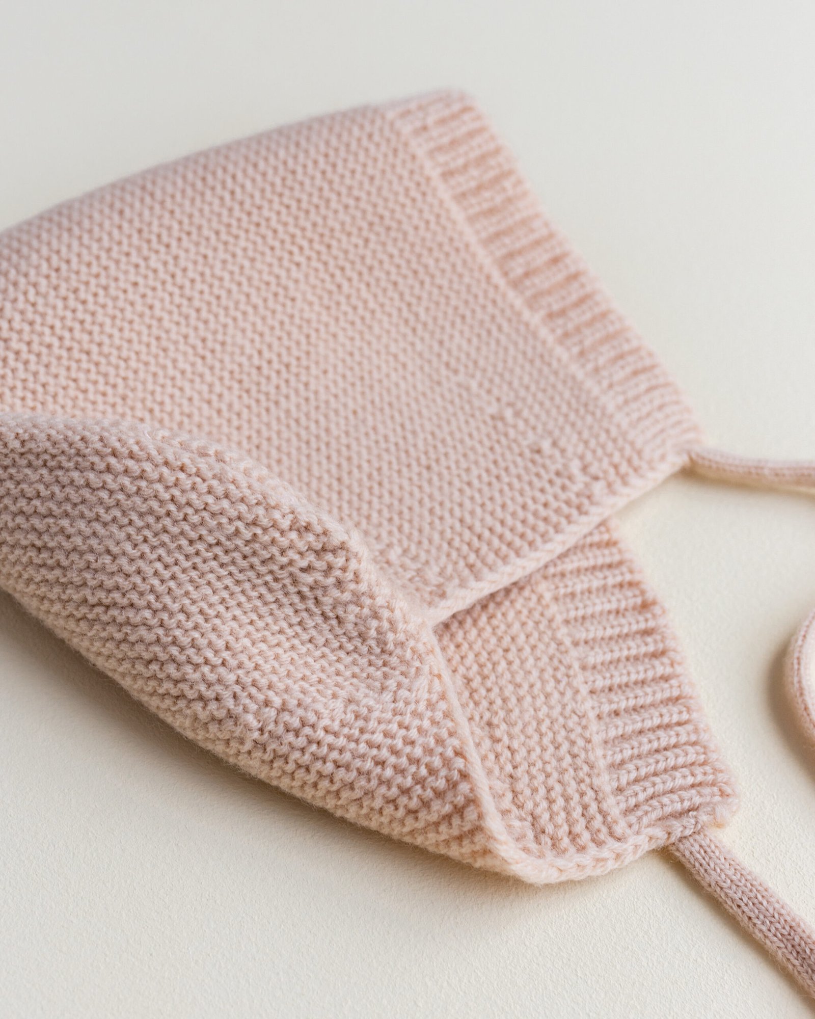 Hvid Bonnet Dolly Apricot - Afbeelding 3