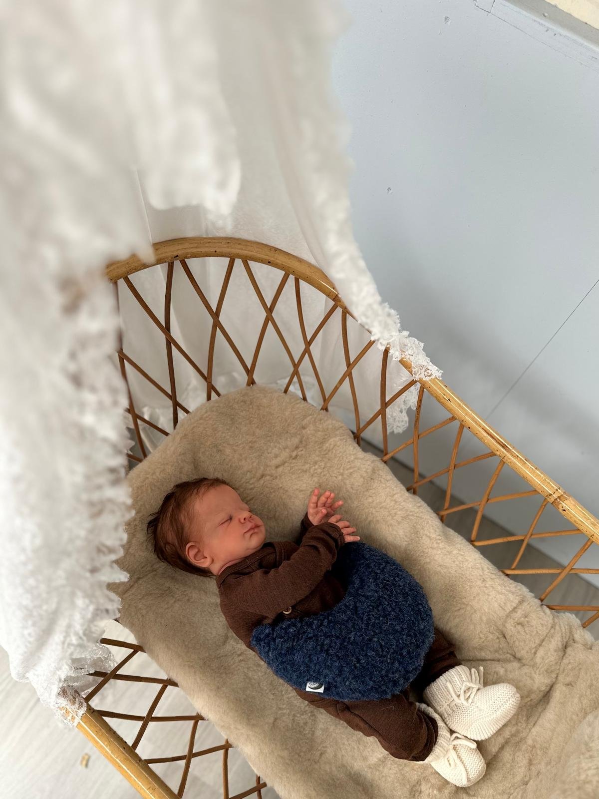 gallery image Warmtemaantje Teddy Merinowol Denim