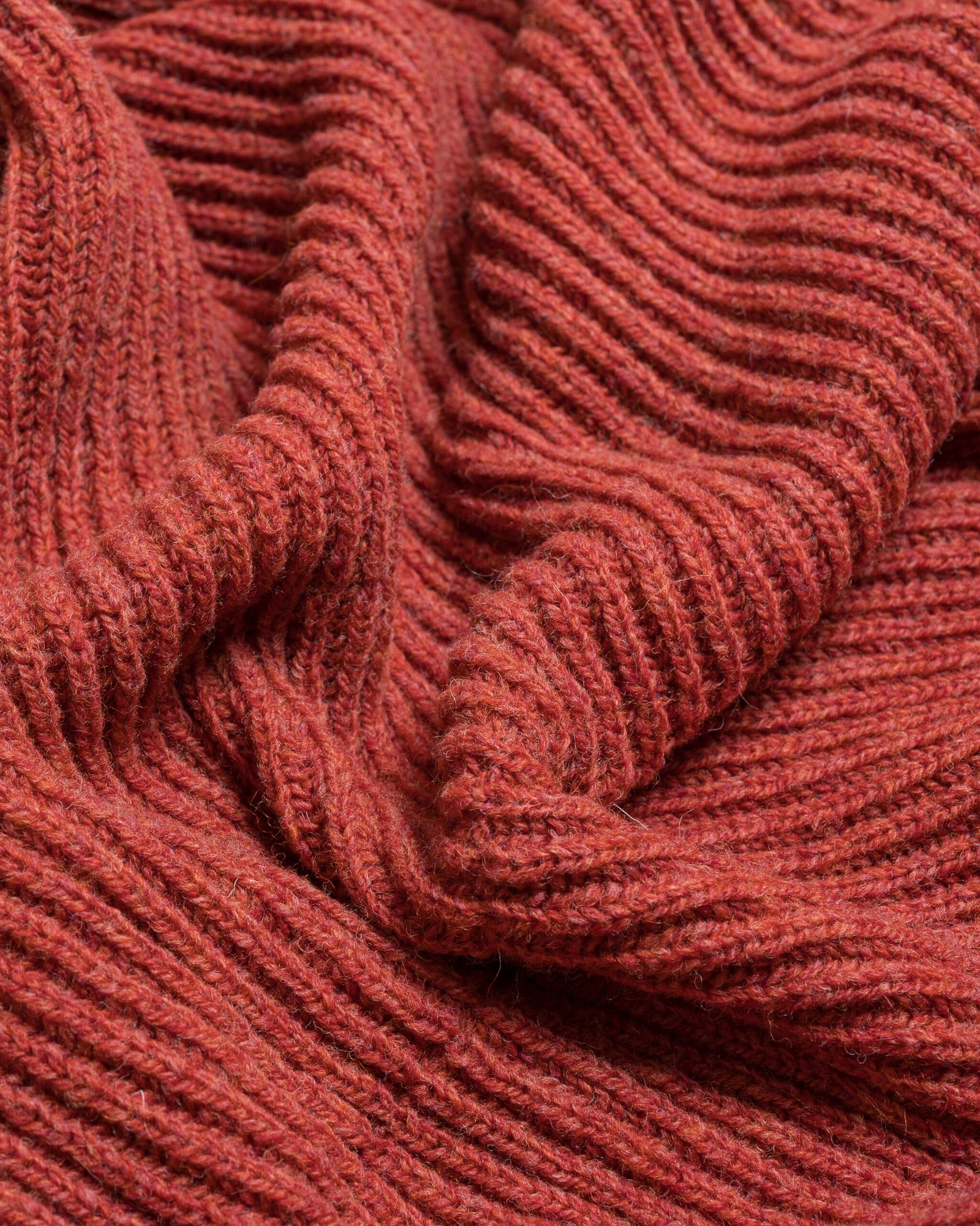 gallery image Hvid Blanket Gaston Wild Berry