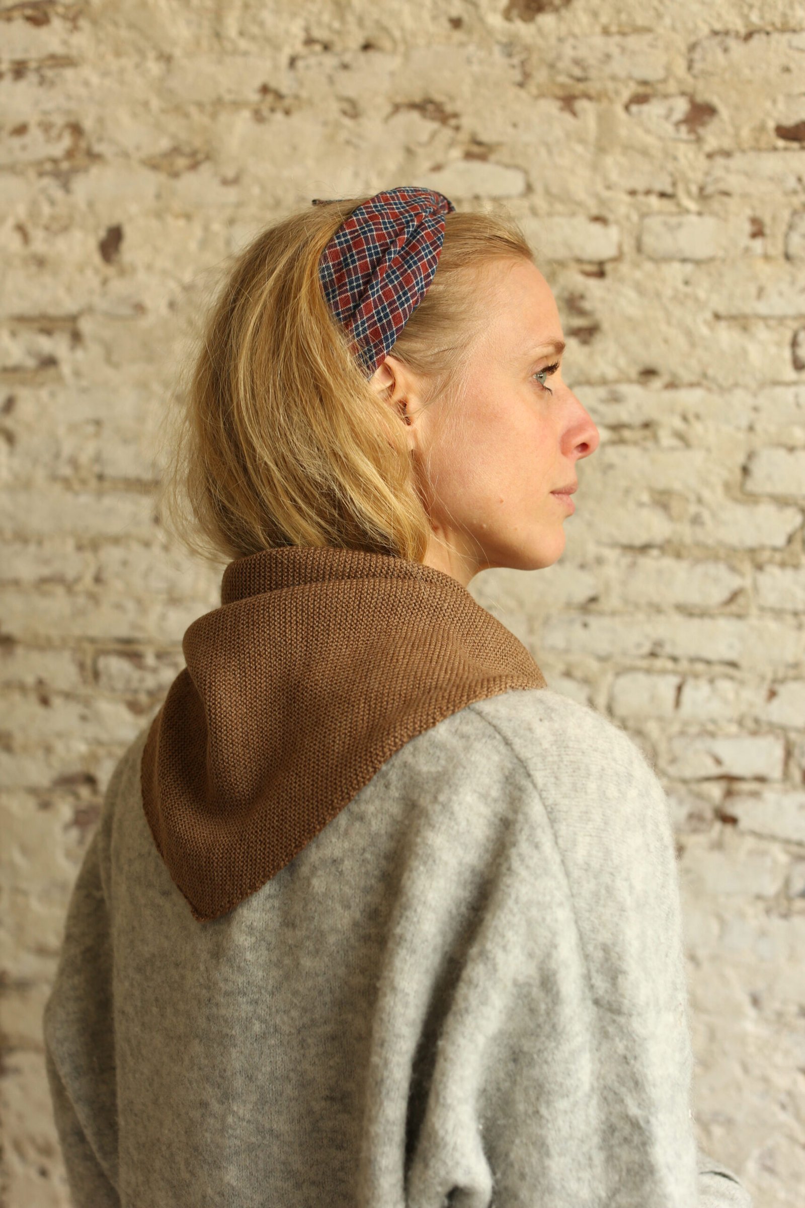 gallery image Hvid Scarf Josephina Mocha