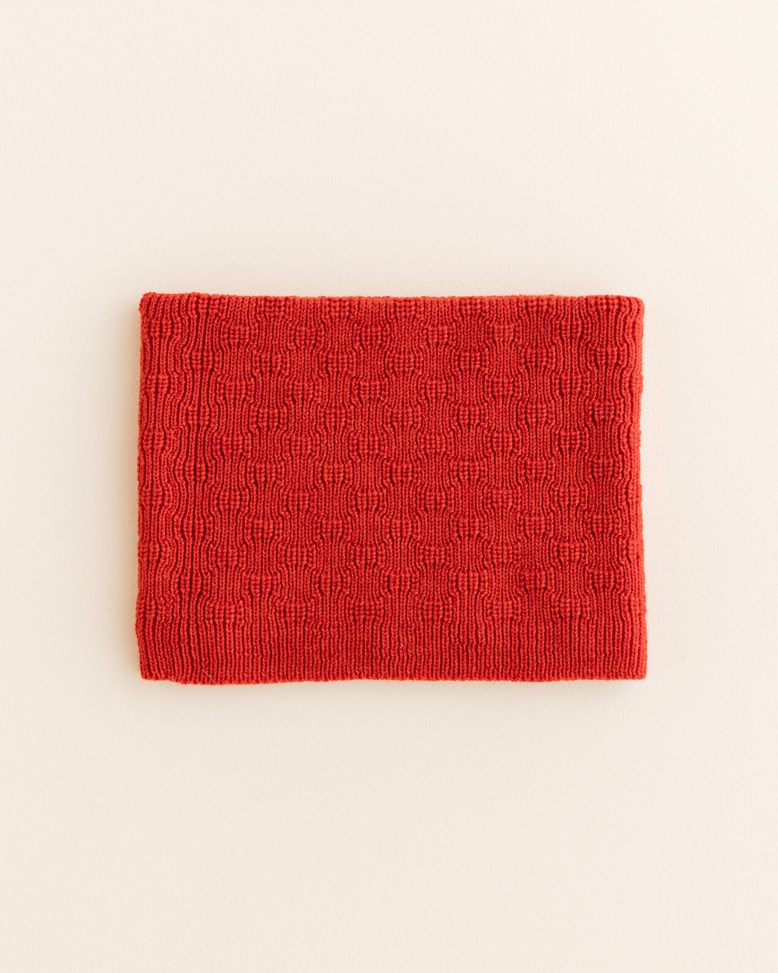 gallery image Hvid Tube Scarf Gigi Red