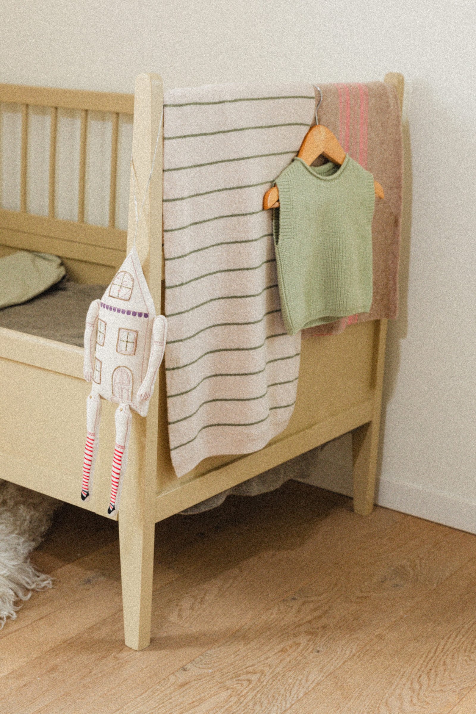 gallery image Hvid Blanket Harry Cream/Artichoke